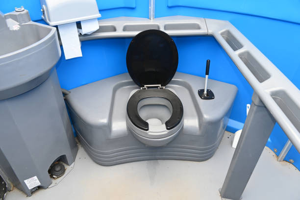 Best Affordable portable toilet rental  in Midway City, CA
