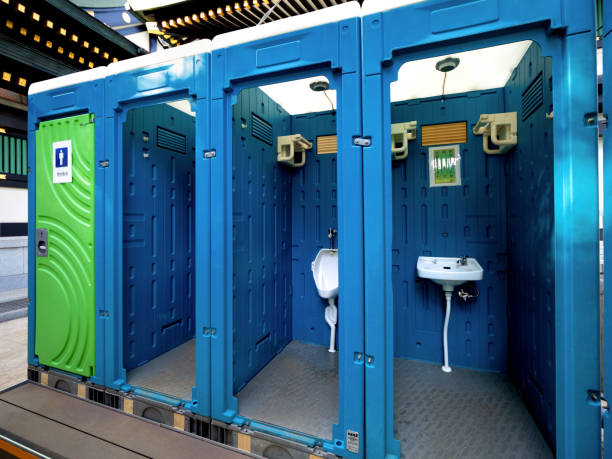 Best Luxury portable toilet rental  in Midway City, CA